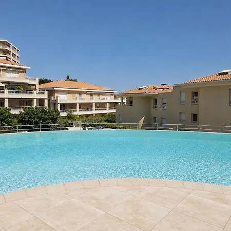 Apartmán 2 Avec Piscine, Terrasses Et Parking A
