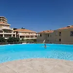 Apartmán Beau 3 Pieces A - Terrasses Et Piscine *